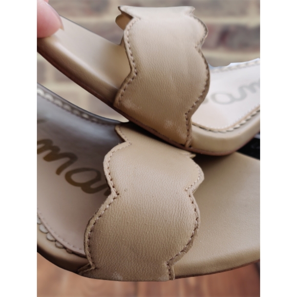 Sam Edelman Odila Scalloped Heels - 8.5W - Picture 4 of 7